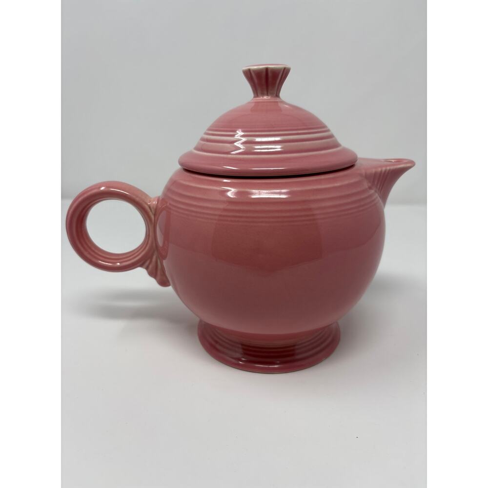 Vintage Pink Art Deco Style Teapot with Lid – Ribbed Ceramic Teapot